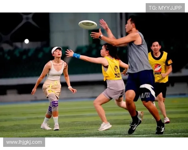 成都飞盘队在极限运动世界杯中的速度表现分析与点评