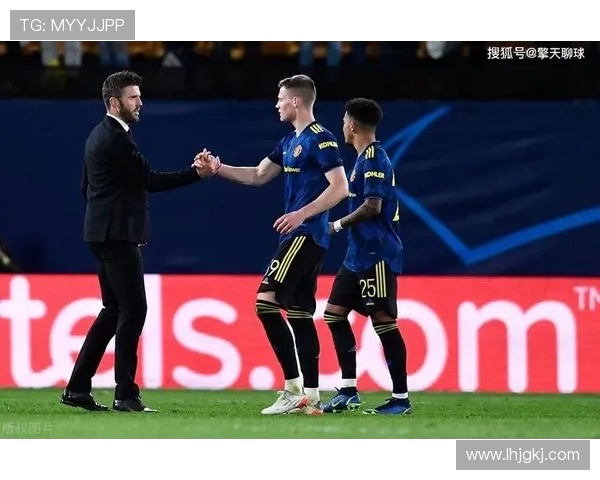 巴列卡诺与巴塞罗那B的精彩对决引发球迷热议与期待